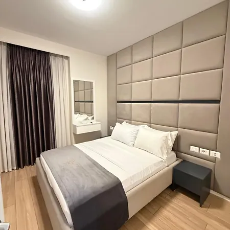 Luxury Garden Building 22nd Floor * Tirana