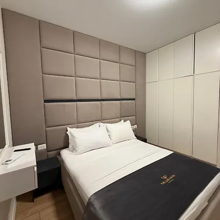 Luxury Garden Building 22nd Floor Apartament
